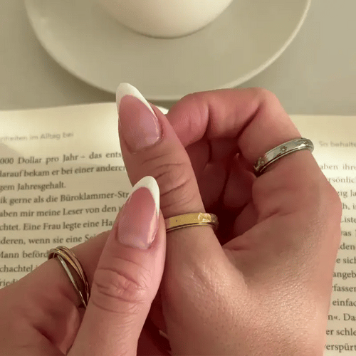 The Anchor Ring – Hammered Gold